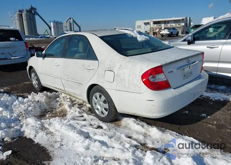 2004 Toyota Camry Le from USA, damaged, VIN 4T1BE32KX4U374670